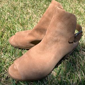 Lucky open toe shoes